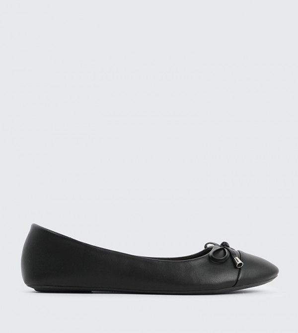 Bow Detail Round Toe Ballerinas