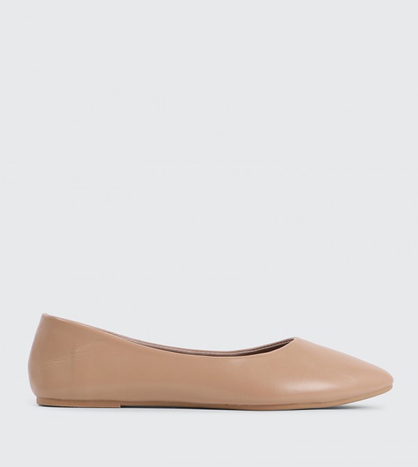 Textured Pointed Toe Ballerinas