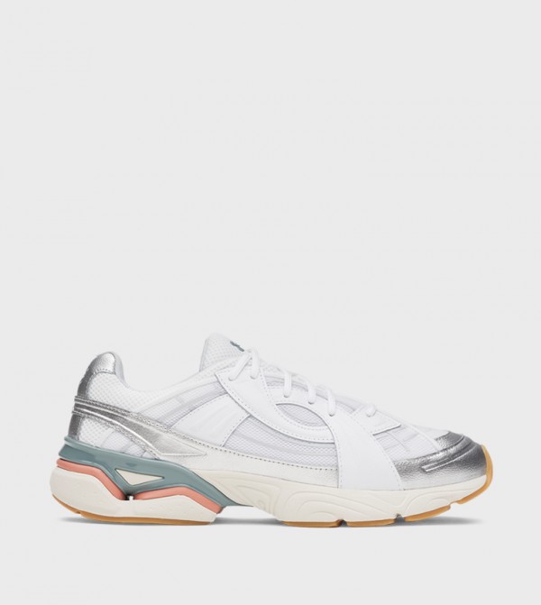 SOLA Textured Low-Top Sneakers