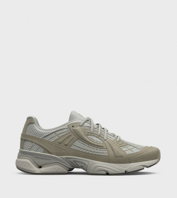 SOLA MS Textured Low-Top Sneakers