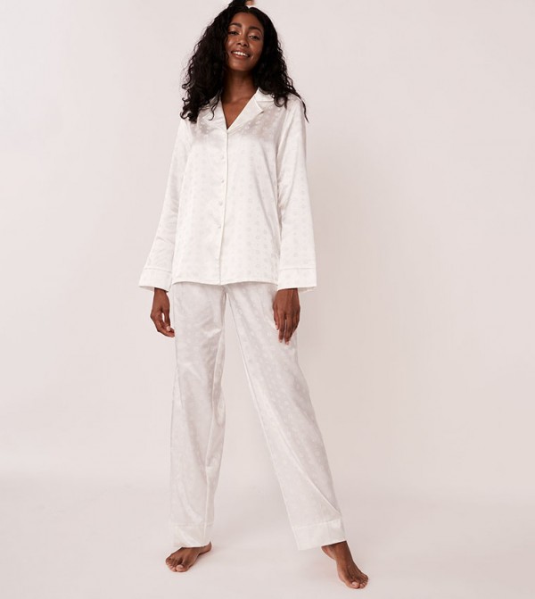 Buy La Vie En Rose Satin Long Sleeves Pajama Set In White 6thStreet UAE