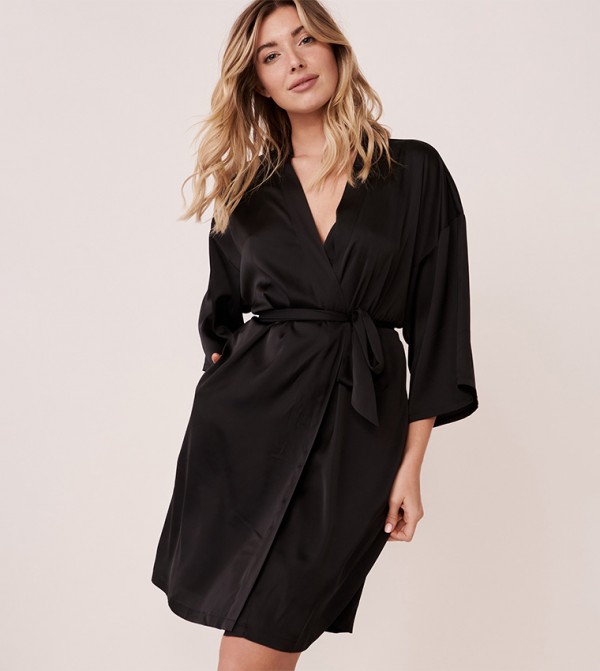 Buy La Vie En Rose Satin Kimono In Black | 6thStreet UAE