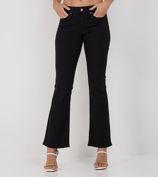715 Solid Flared Jeans