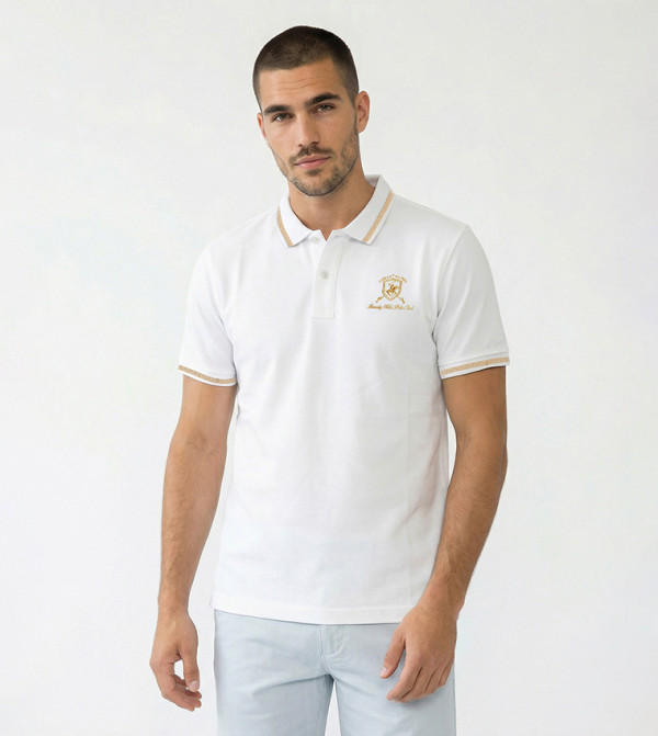 تيشيرت بولو كم قصير بشعار مطرز  