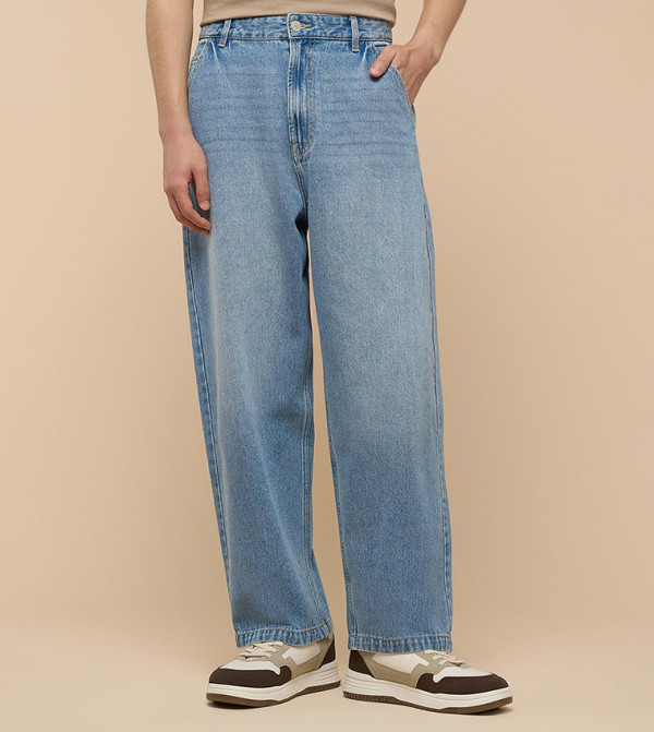 بنطلون جينز مغسول فضفاض 