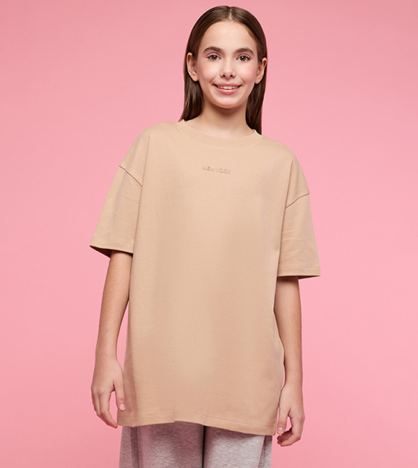 Print Detail Oversized T-Shirt with Crew Neck and Short Sleeves