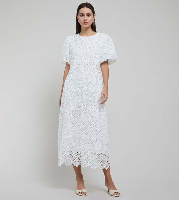 Lace Sheath Dress with Round Neck and Flared Sleeves