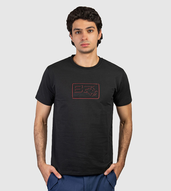 تيشيرت بشعار وياقة مستديرة 