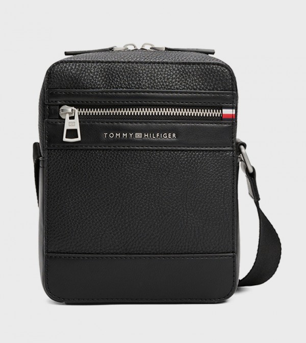 Textured Logo Detail Reporter Bag