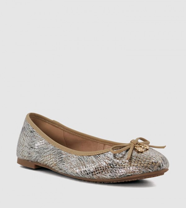 HALLO Textured Bow Detail Ballerinas