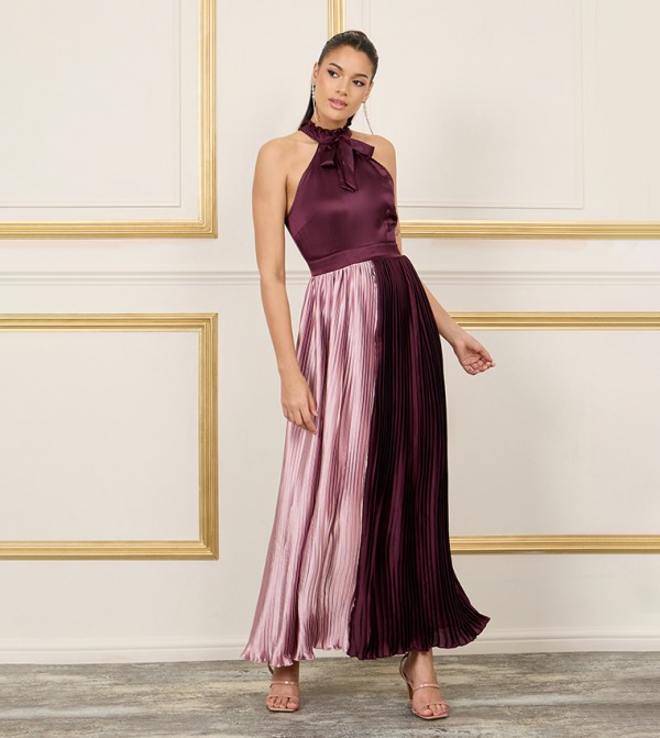 Colorblock Pleated Halter Neck A-Line Maxi Dress