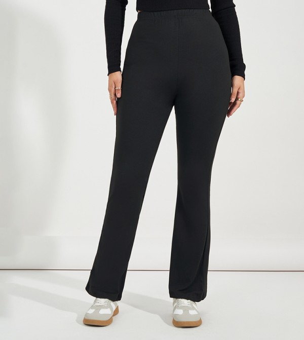 Solid Elastic Waist Flared Leggings