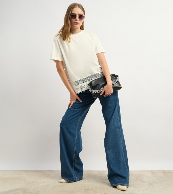 Lace Hem Crew Neck Boxy Fit T-Shirt