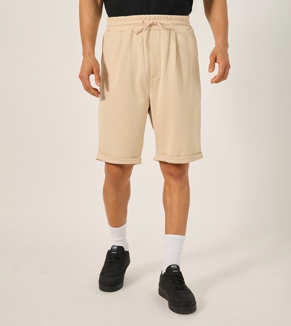 Solid Turn-Up Hem Casual Shorts