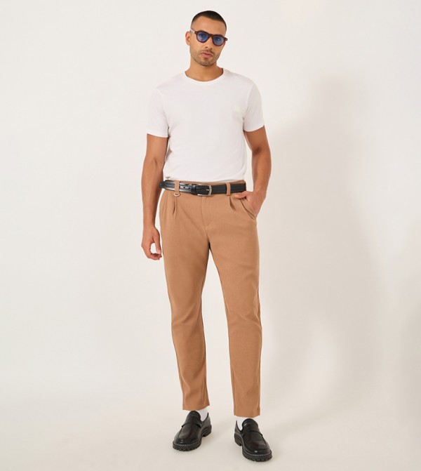 Solid Slant Pocket Pleated Relaxed Fit Pants