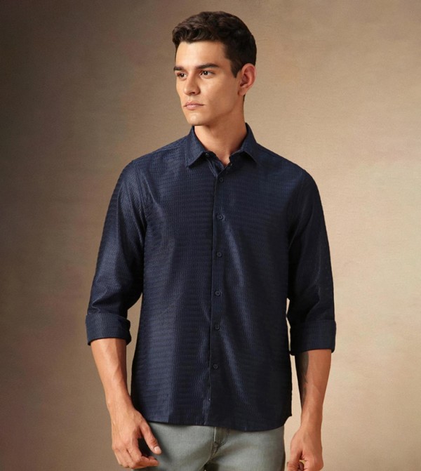 Textured Long Sleeves Button Down Shirt