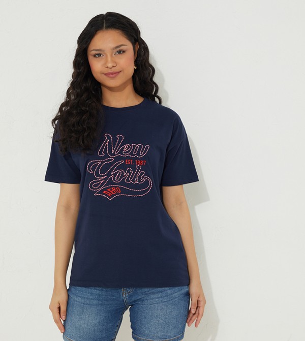 Aero Boxy Fit With Emb Graphic Ladies Tee