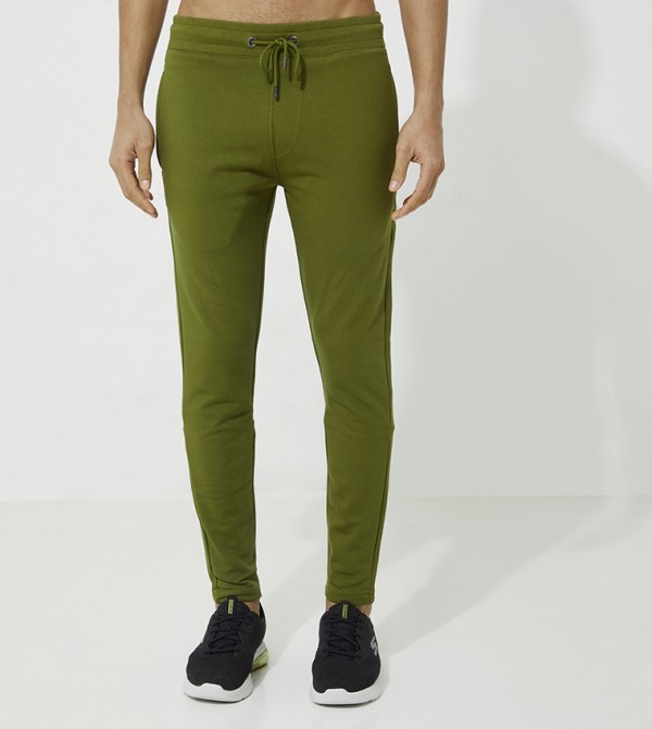 Aero Solid Joggers with Back Pocket