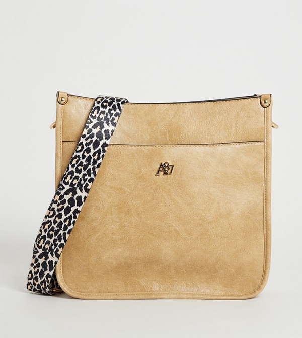 Aero Women's Textured Crossbody Bag
