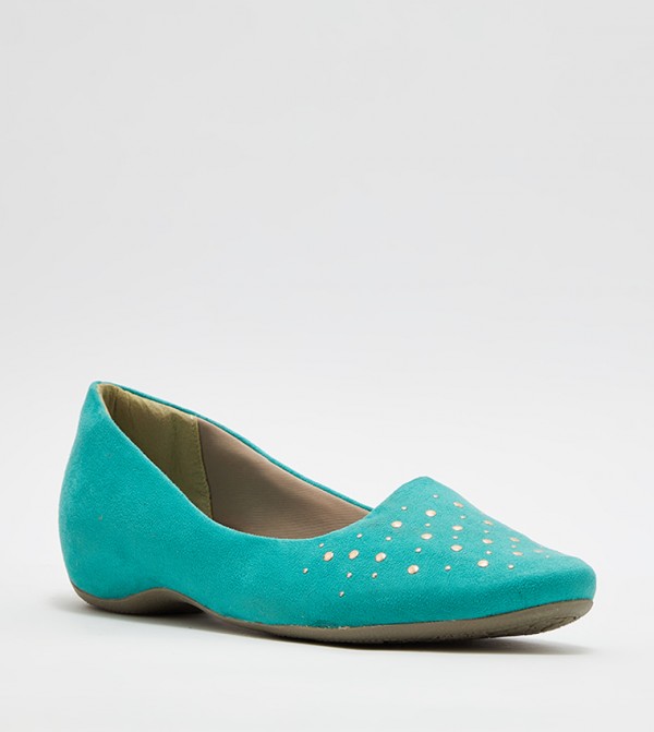 Embellished Round Toe Ballerinas