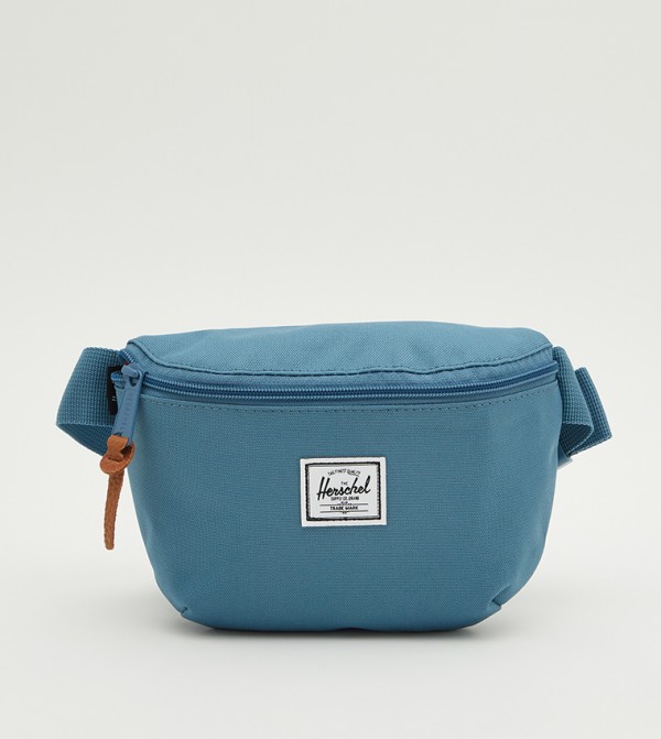 Herschel fourteen hot sale fanny pack