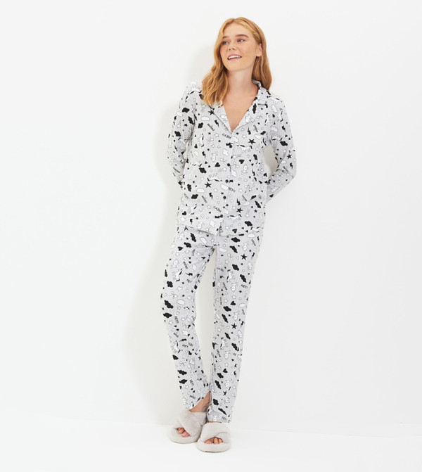 Buy Trendyol Printed Night Suit In Grey | 6thStreet Qatar