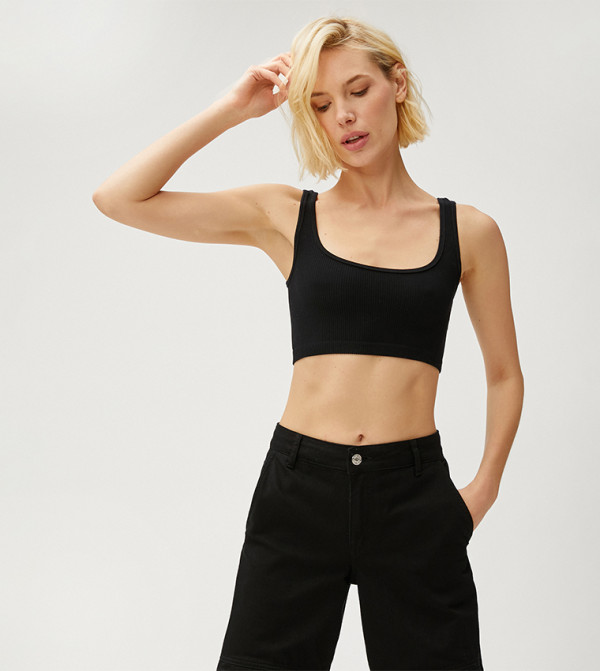 Ribbed Sleeveless Crop Top