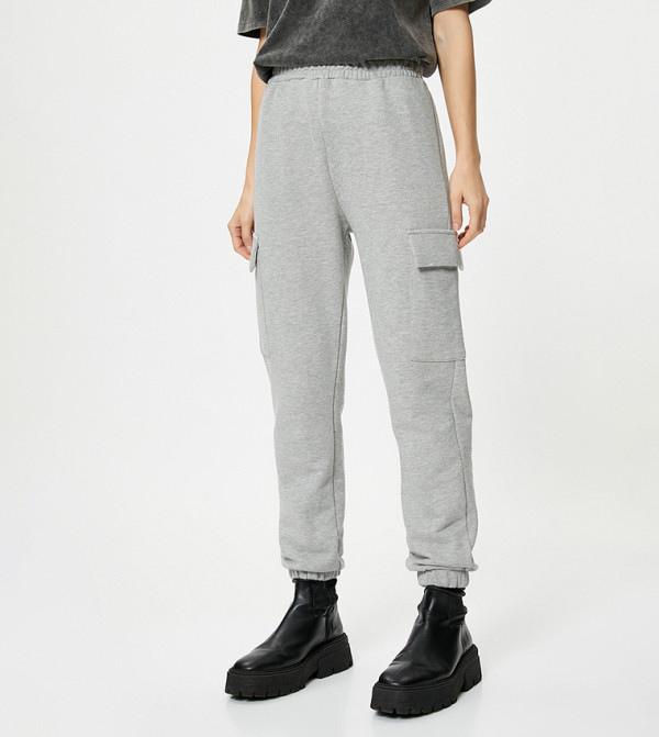 Solid Elastic Waist Joggers