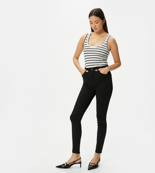 High Rise Skinny Fit Jeans