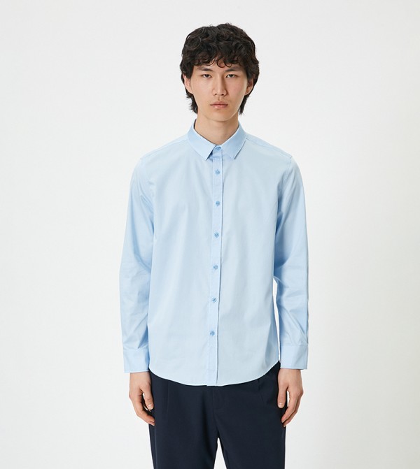 Solid Long Sleeves Slim Fit Shirt