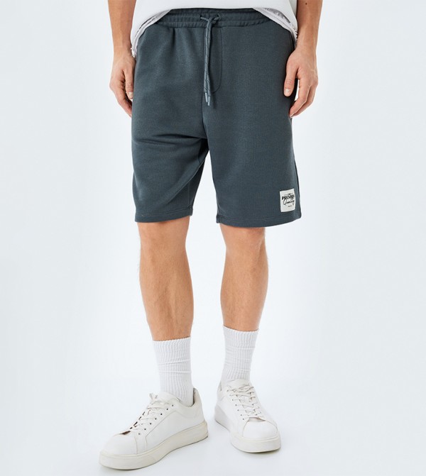 Label Detail Drawstring Waist Shorts