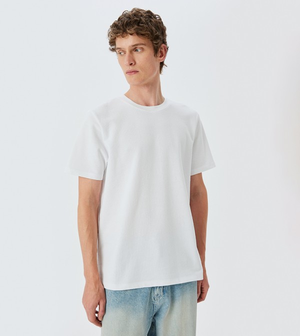 Solid Short Sleeves T-Shirt