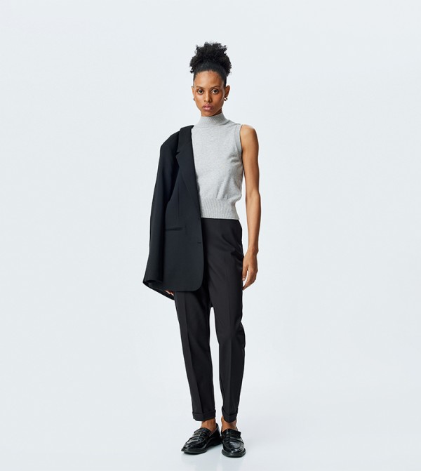 Solid Tapered Fit Trousers
