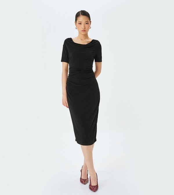 Ruched Short Sleeves Midi Dress