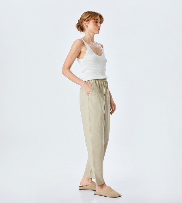 Solid Elastic Waist Tapered Fit Trousers