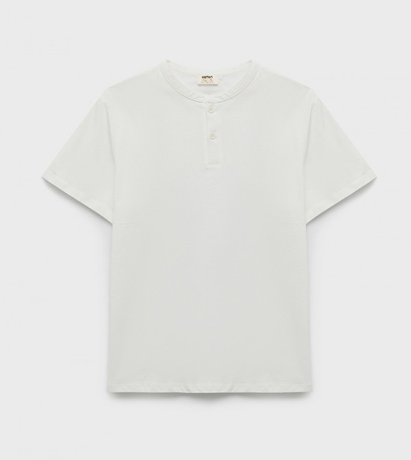 Solid Henley Neck T-Shirt