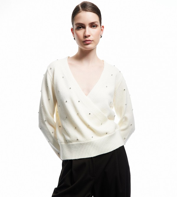 سويتر محبوك برقبة V 