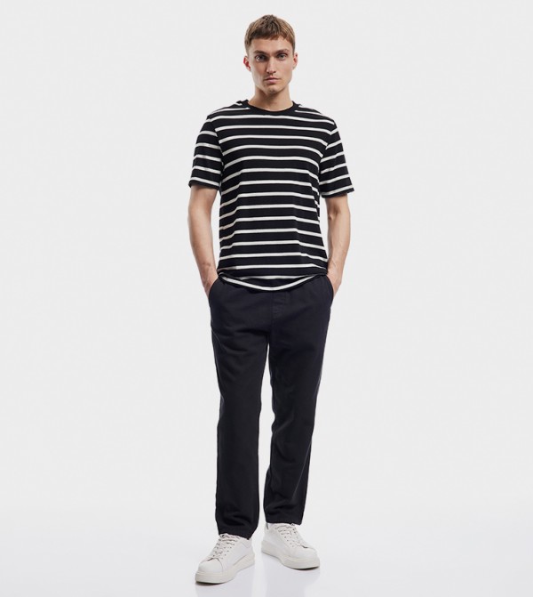 Solid Straight Fit Canvas Trousers