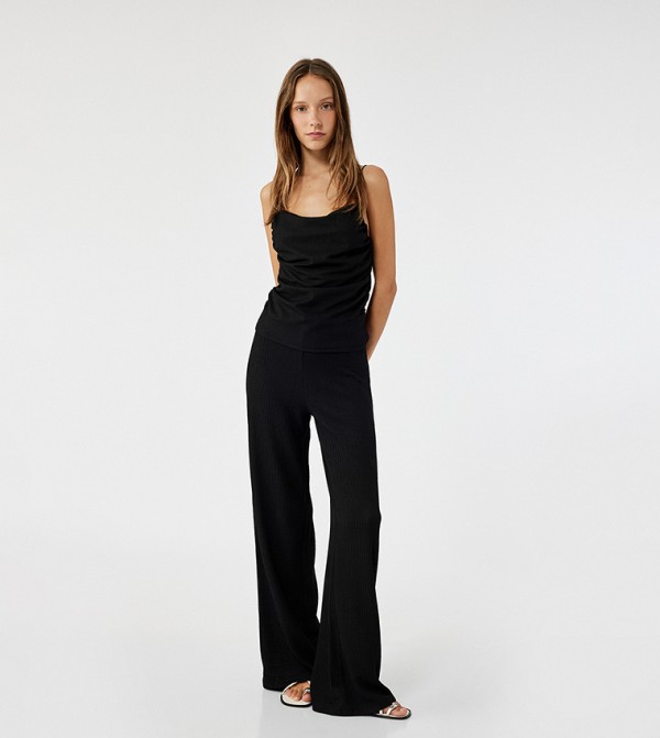 Textured Wide Leg Pants