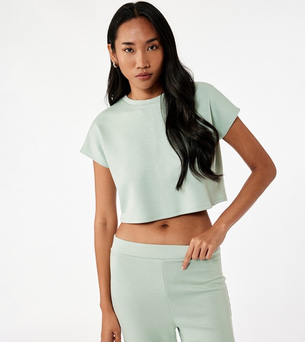 Solid Short Sleeves Crop T-Shirt