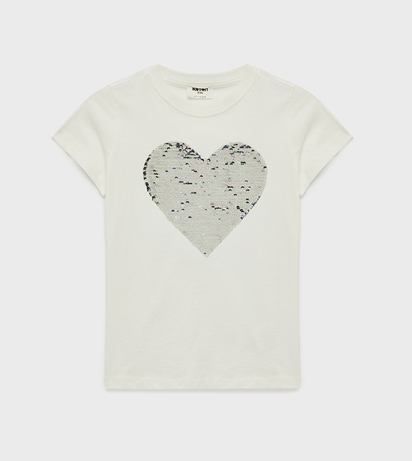 تيشيرت قطن بقبة مستديرة مزين بترتر على شكل قلب