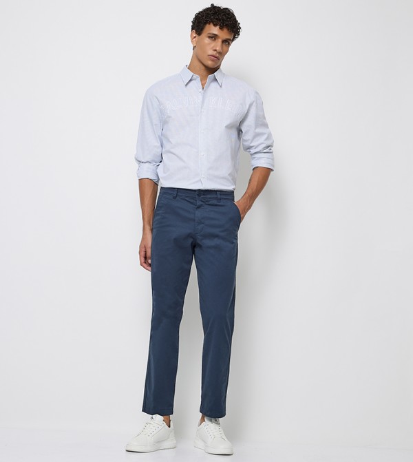 SIGNATURE Slim Fit Chinos