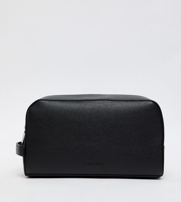 Textured Zippered Toiletry Bag