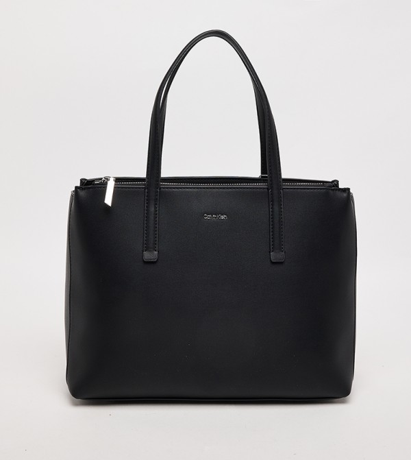 Textured Zip Closure Tote Bag
