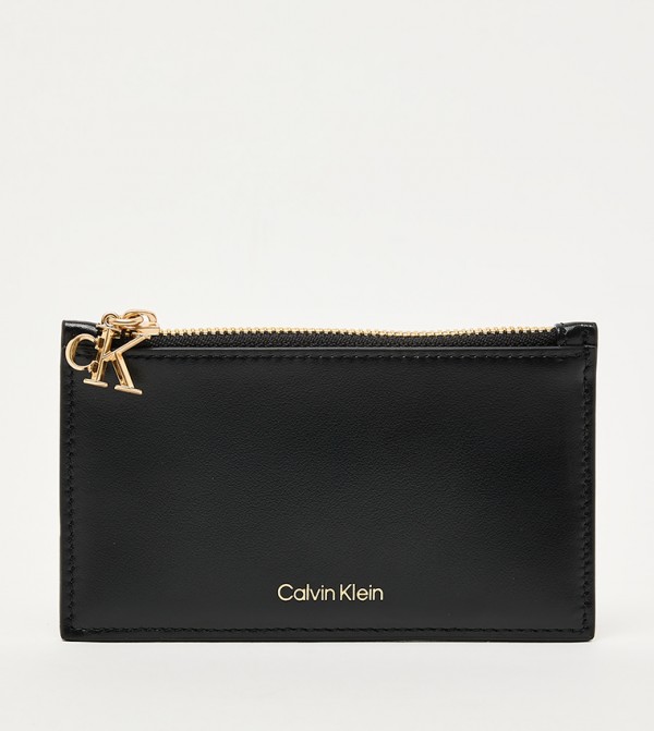 Textured Zip-Closure Cardholder