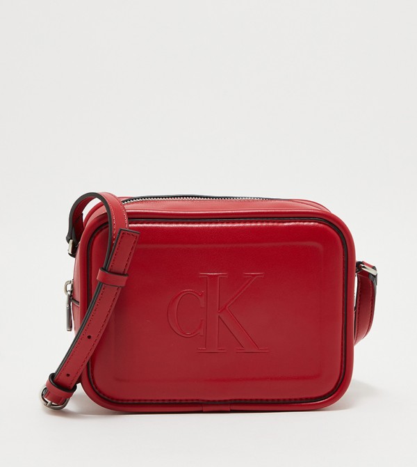 Calvin klein cheap sculpted camera bag