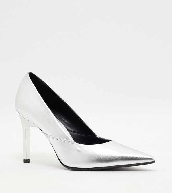 GEO Pointed Toe Pumps
