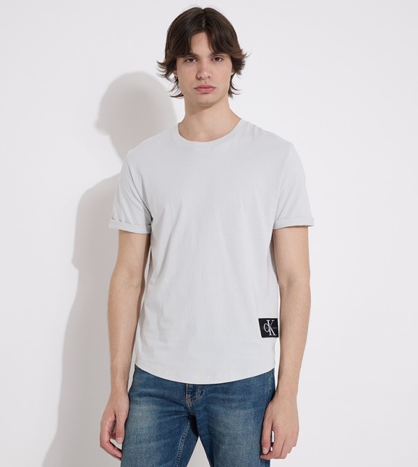 Logo Badge Detail Crew Neck T-Shirt