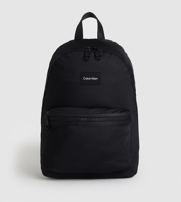 ESSENTIAL CAMPUS Logo Badge Backpack