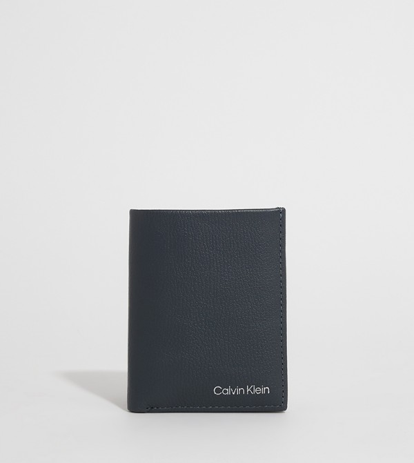 Bi-Fold 6 Card Holder